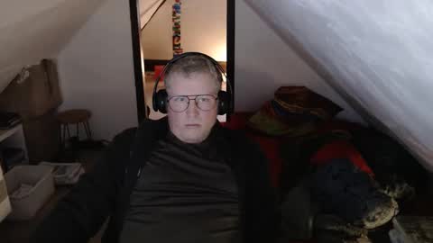 pussylovercb online show from 04/13/26, 11:59