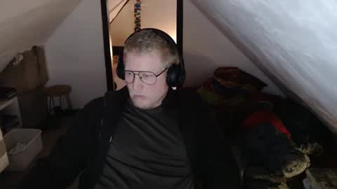 pussylovercb online show from 04/14/26, 09:26