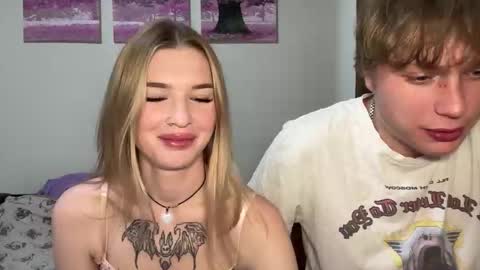 Lina online show from 09/19/25, 12:39