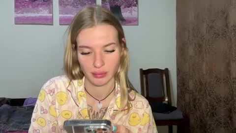 Lina online show from 09/26/25, 06:45