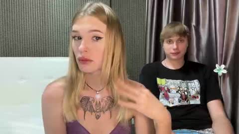 Lina online show from 12/19/25, 05:42