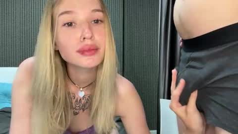 Lina online show from 12/21/25, 03:30