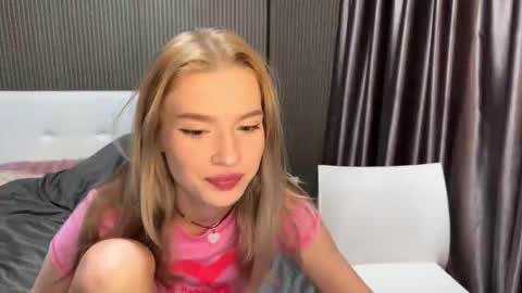 Lina online show from 01/10/26, 07:59