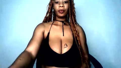 Snapshot of pussywet8623448 chatting on 05/23/26, 05:28 pussywet8623448 online show from 05/23/26, 05:28