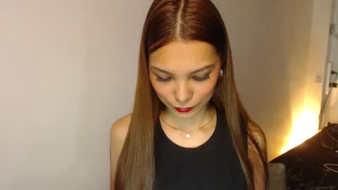 Snapshot of pussywetandwild chatting on 01/28/25, 07:00 LHARA online show from 01/28/25, 07:00