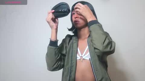 Snapshot of putiputisexo chatting on 02/05/26, 09:03 putinaicolls online show from 02/05/26, 09:03