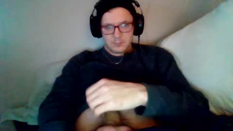 Snapshot of pvghhyt chatting on 02/13/25, 01:15 park online show from 02/13/25, 01:15