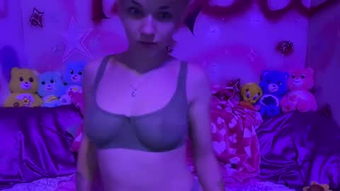 pvnkpixie online show from 09/12/25, 06:41