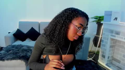 Keyla Queen Black online show from 11/28/25, 10:56