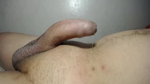 qqqwer21 online show from 04/23/26, 04:57