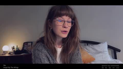    online show from 09/24/25, 02:53