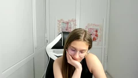 Amelie online show from 06/03/26, 08:28