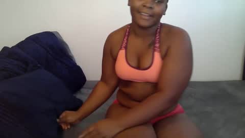 queen_arriana online show from 05/16/26, 06:21
