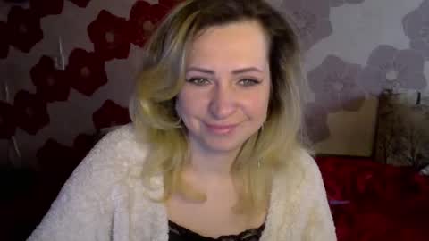 Snapshot of queen_daenerys chatting on 02/22/25, 12:51 Queen Daenerys online show from 02/22/25, 12:51