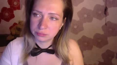 Snapshot of queen_daenerys chatting on 09/14/25, 08:19 Queen Daenerys online show from 09/14/25, 08:19