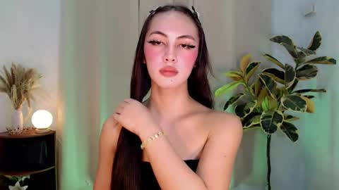 queen_danaya online show from 04/04/26, 10:02
