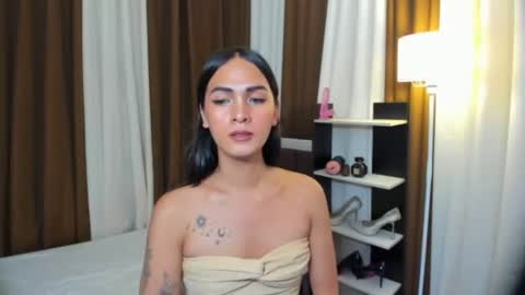 Queen Dyosa online show from 11/24/25, 04:23