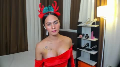 Queen Dyosa online show from 12/15/25, 09:02