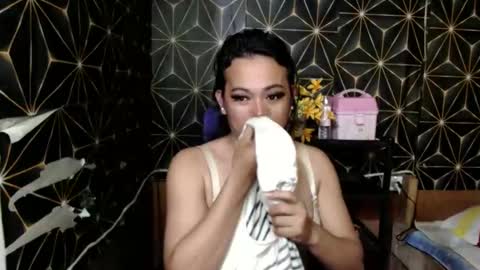 queen_ennah online show from 01/19/25, 11:34