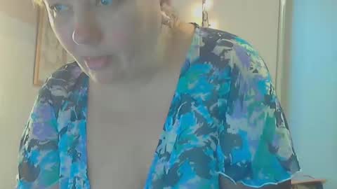 queen_jane8 online show from 01/12/25, 01:16