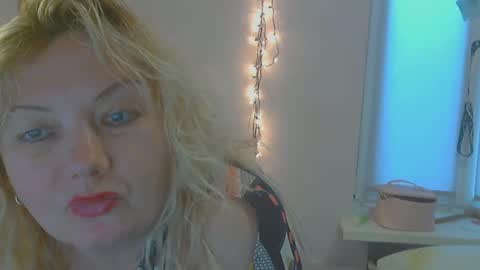 queen_jane8 online show from 02/13/25, 12:00