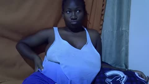 queen_jazmine online show from 02/07/26, 06:22