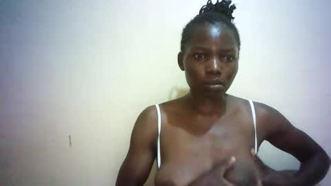 Snapshot of queen_joan chatting on 02/21/25, 03:32 queen_joan online show from 02/21/25, 03:32