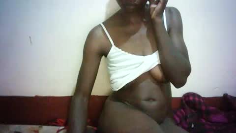Snapshot of queen_joan chatting on 02/22/25, 03:23 queen_joan online show from 02/22/25, 03:23