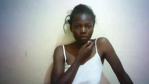 Snapshot of queen_joan chatting on 02/28/25, 04:54 queen_joan online show from 02/28/25, 04:54