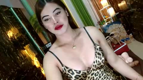 Snapshot of queen_kendalx19 chatting on 07/14/26, 10:54 Kendal online here from 6am-3pm philippine time online show from 07/14/26, 10:54