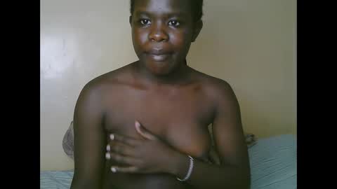 queen_latasha online show from 09/26/25, 01:59