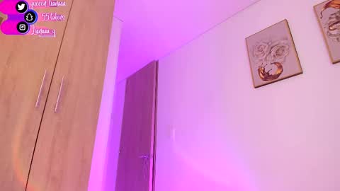 Snapshot of queen_liana chatting on 03/12/25, 08:19 Liana online show from 03/12/25, 08:19