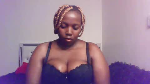 QUEEN online show from 04/18/26, 11:36