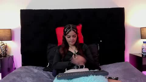 queen_misy online show from 04/26/26, 08:39