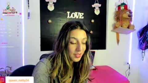 queen_natttyy online show from 12/19/24, 07:07