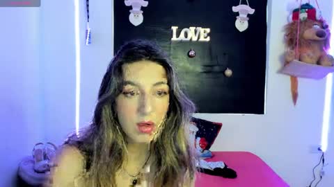 queen_natttyy online show from 12/22/24, 10:04