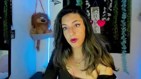 queen_natttyy online show from 02/18/26, 01:56