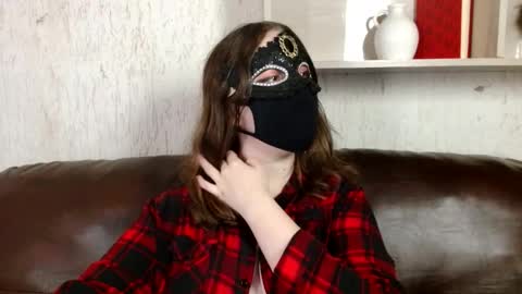Nora online show from 05/03/26, 11:00