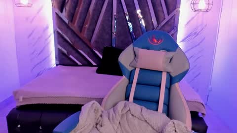   online show from 12/21/24, 03:09