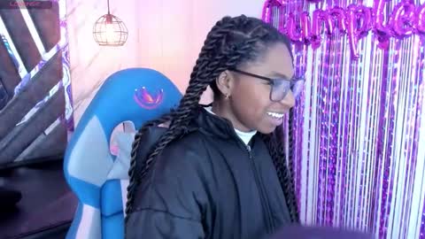   online show from 10/22/25, 12:05