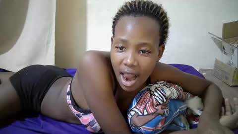 queen_slender online show from 05/11/26, 02:45