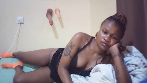 Snapshot of queen_winter chatting on 03/01/26, 10:56 Winter online show from 03/01/26, 10:56