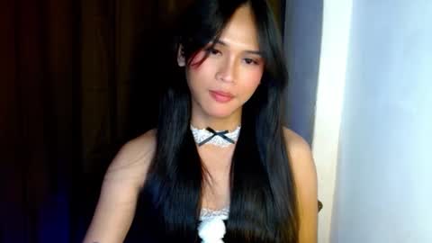 Snapshot of queena10 chatting on 02/23/25, 08:17 CALL ME YOUR QUEEN AIVY1 online show from 02/23/25, 08:17