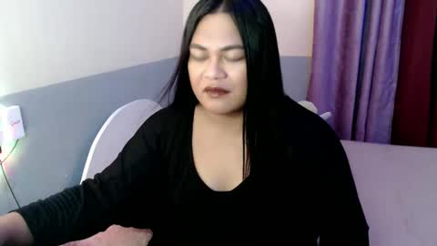 queenbee_mistress online show from 02/13/25, 10:34