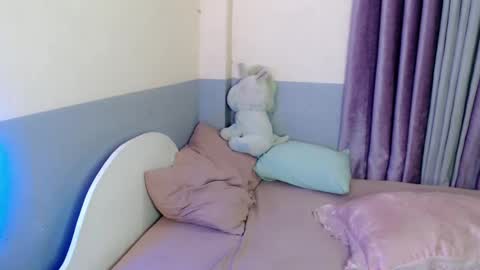 queenbee_mistress online show from 02/15/25, 12:54