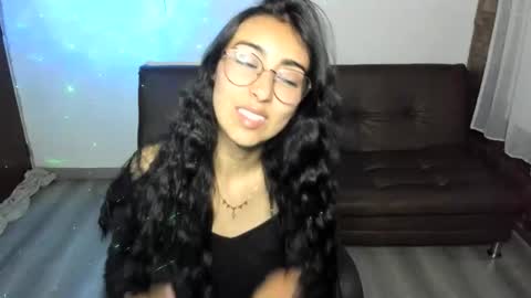 Snapshot of queenbyte_18 chatting on 05/07/26, 04:40 queenbyte_18 online show from 05/07/26, 04:40