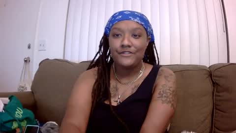 Queen Chief online show from 01/15/26, 08:08