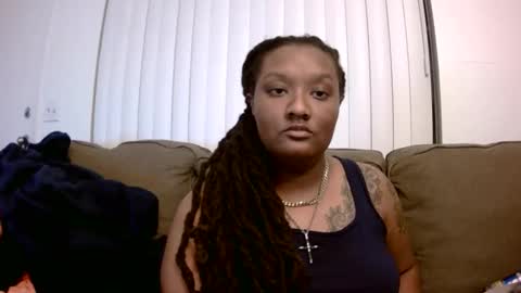 Queen Chief online show from 03/17/26, 07:33