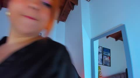 Queen online show from 01/31/25, 01:22