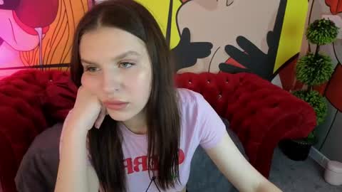 Snapshot of queenlilithh chatting on 05/18/26, 12:44 queenlilithh online show from 05/18/26, 12:44